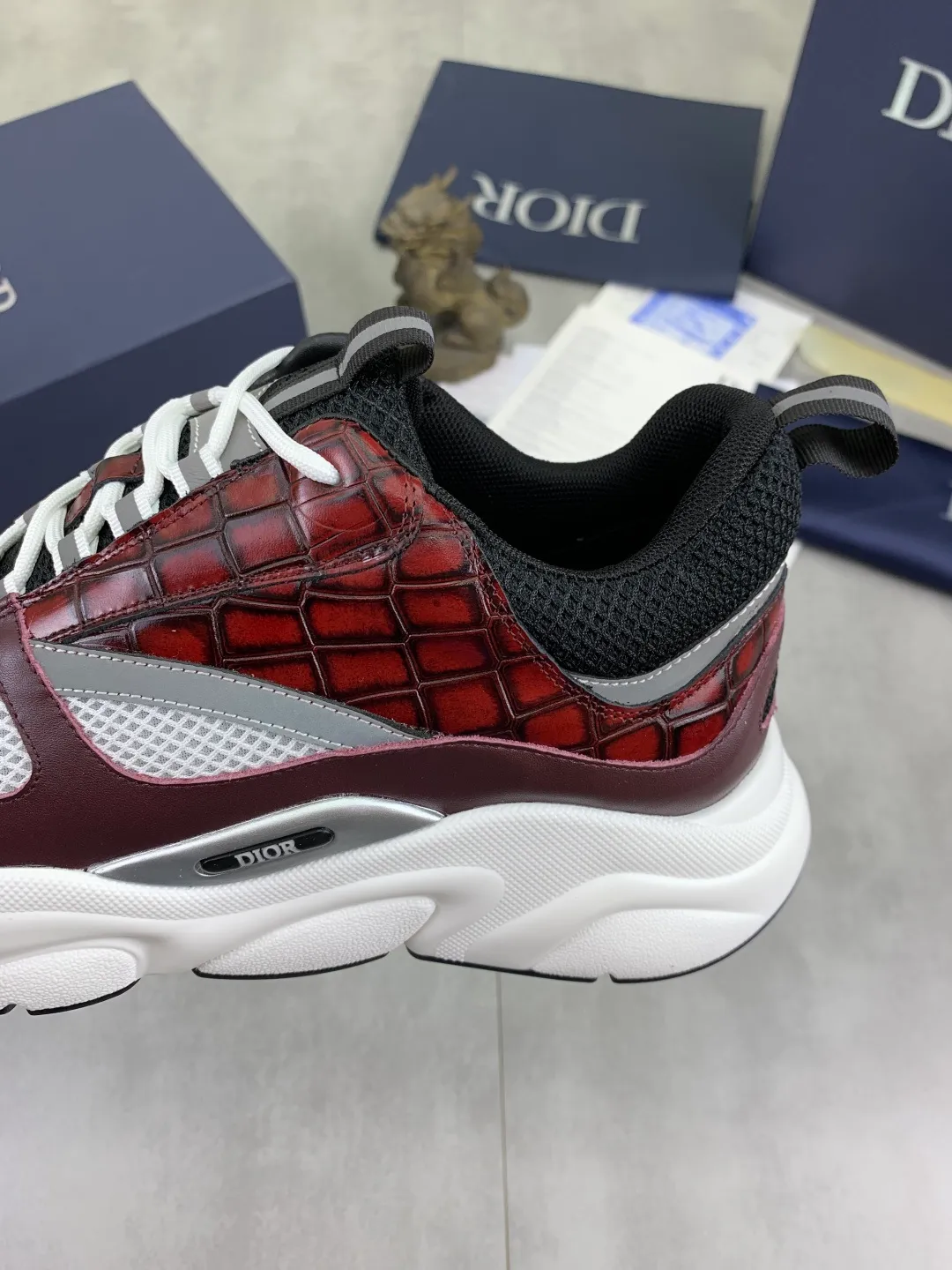 Men's shoes 💰P480 new style 💰new color high quality🔥🔥🔥, Dior [Dior] official website newly released 1:1 copy, the shoe body is made of imported original fine and breathable cloth and selected first-layer cowhide ➕original fine mesh lining insole, perfect shape and top quality 🙈rubber foam combination outsole is super light and wear-resistant👣, super hot style Code number: 38-45 (46 47 customized)